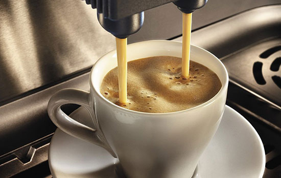 Кофемашина Lavazza делает не горячий кофе
