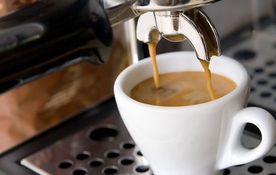 Кофемашина Lavazza не наливает кофе